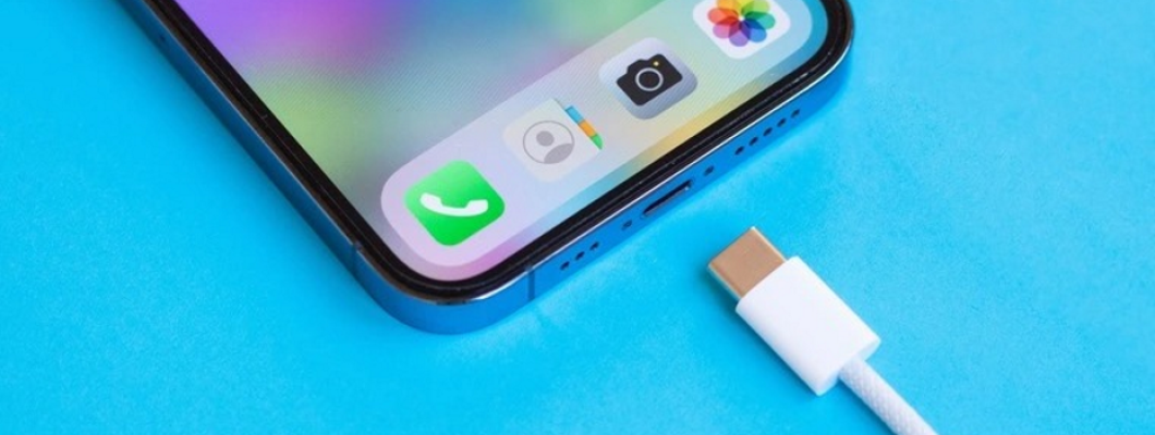 Apple заборонить використовувати дешеві кабелі з iPhone 15